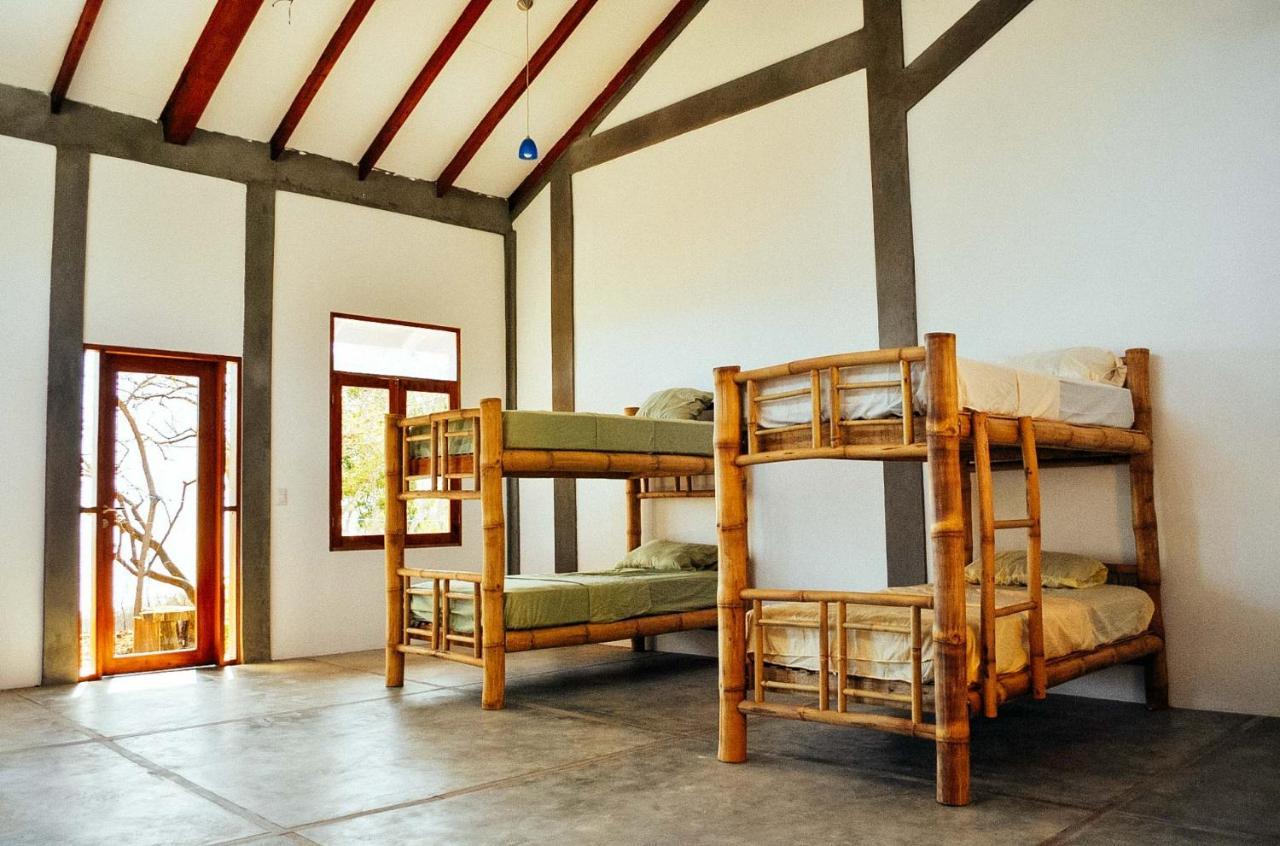 Отель Rapture Surfcamp Nicaragua Сан-Хуан-дель-Сур Экстерьер фото
