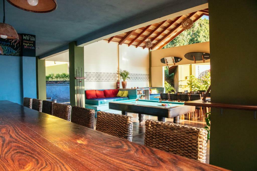 Отель Rapture Surfcamp Nicaragua Сан-Хуан-дель-Сур Экстерьер фото
